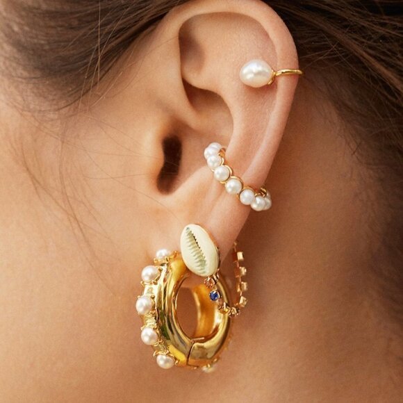 Clip ON FASHION PEARL GOLD EARRING - Picture 4 of 4